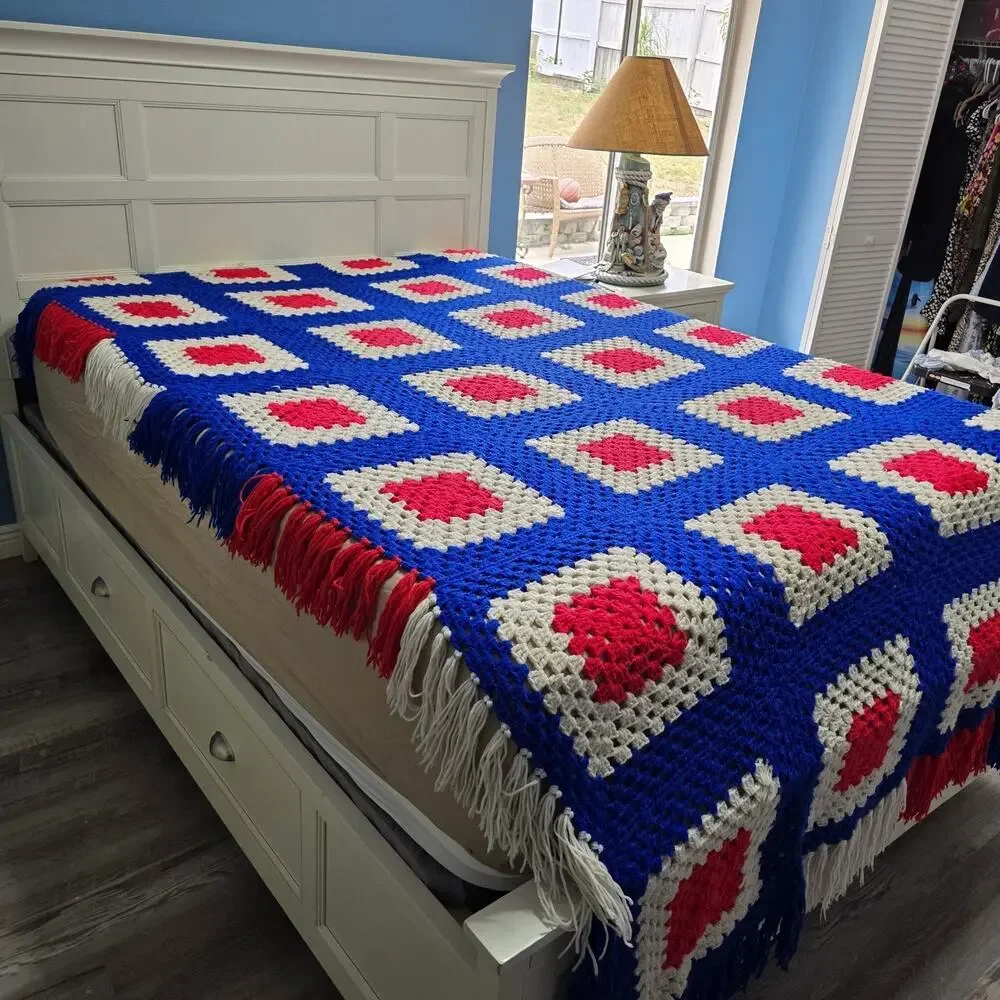 Vintage “Roseanne” Crochet Granny Square Multicolor Afghan Throw‎ Blanket 105x65